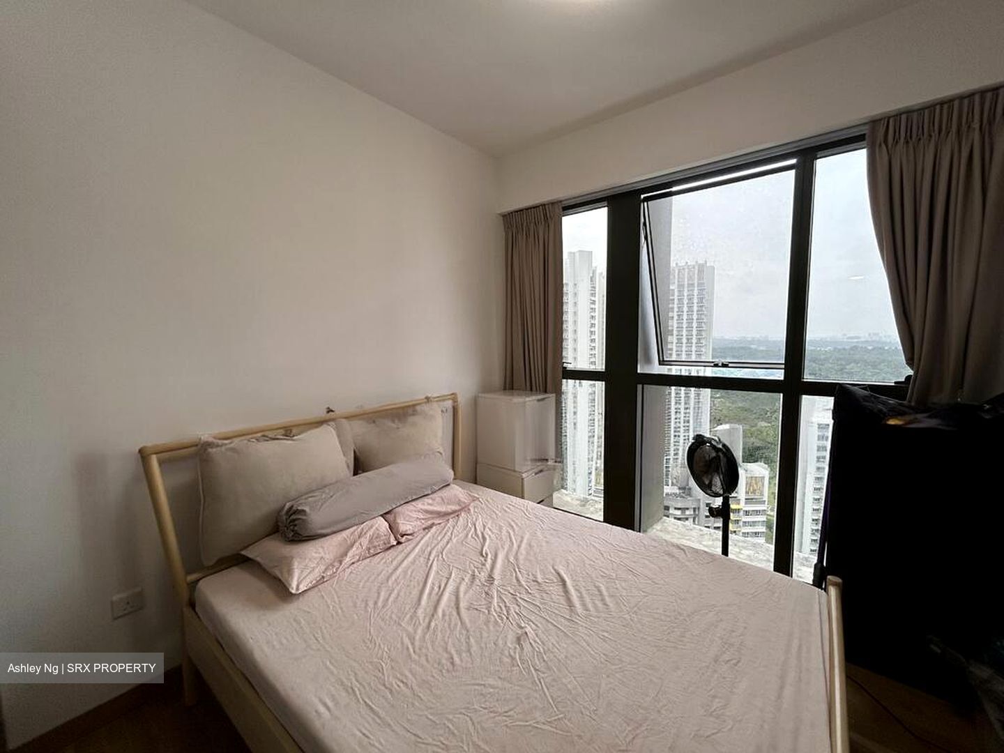 Commonwealth Towers (D3), Condominium #504366121